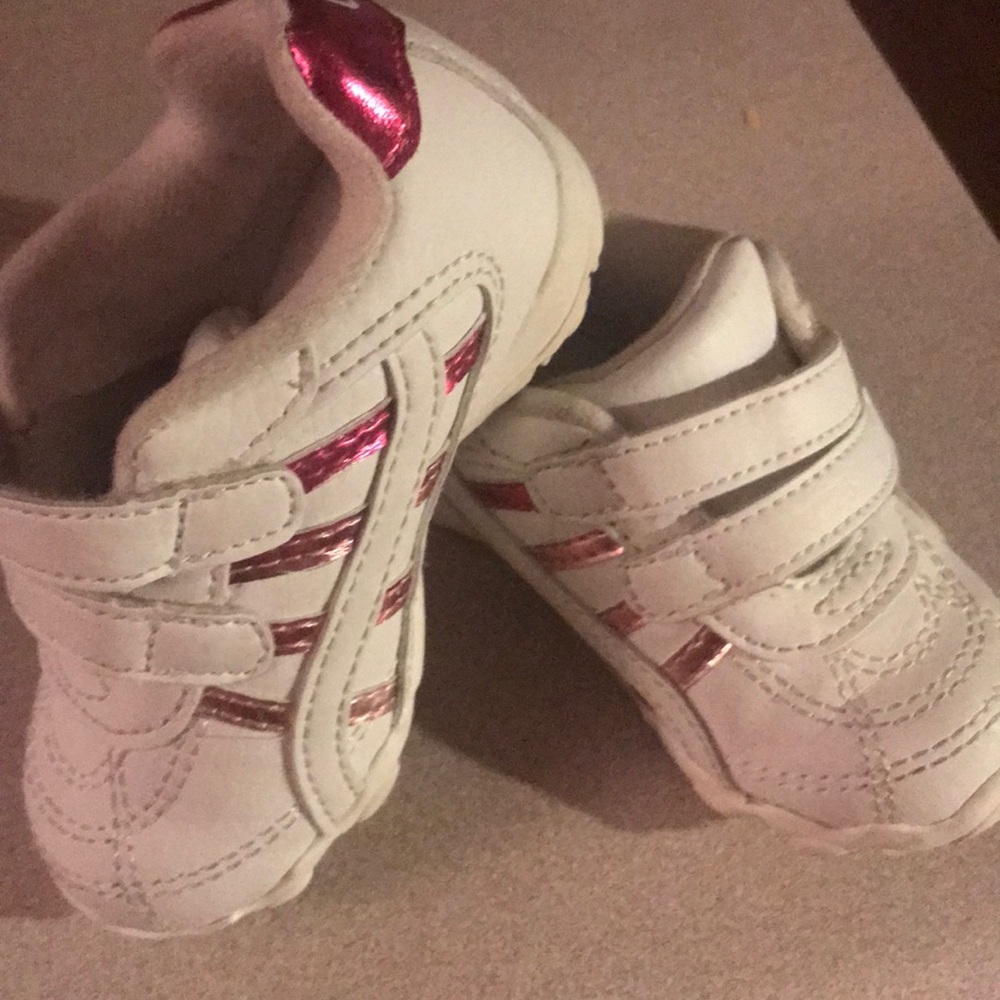 2/$5 Little girls champions size 4 pink and white